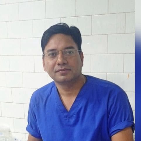 कमज़ोर हड्डियों से बढ़ सकता है जोखिम, डॉ. चौधरी ने बताए ज़रूरी संकेत | New India Times