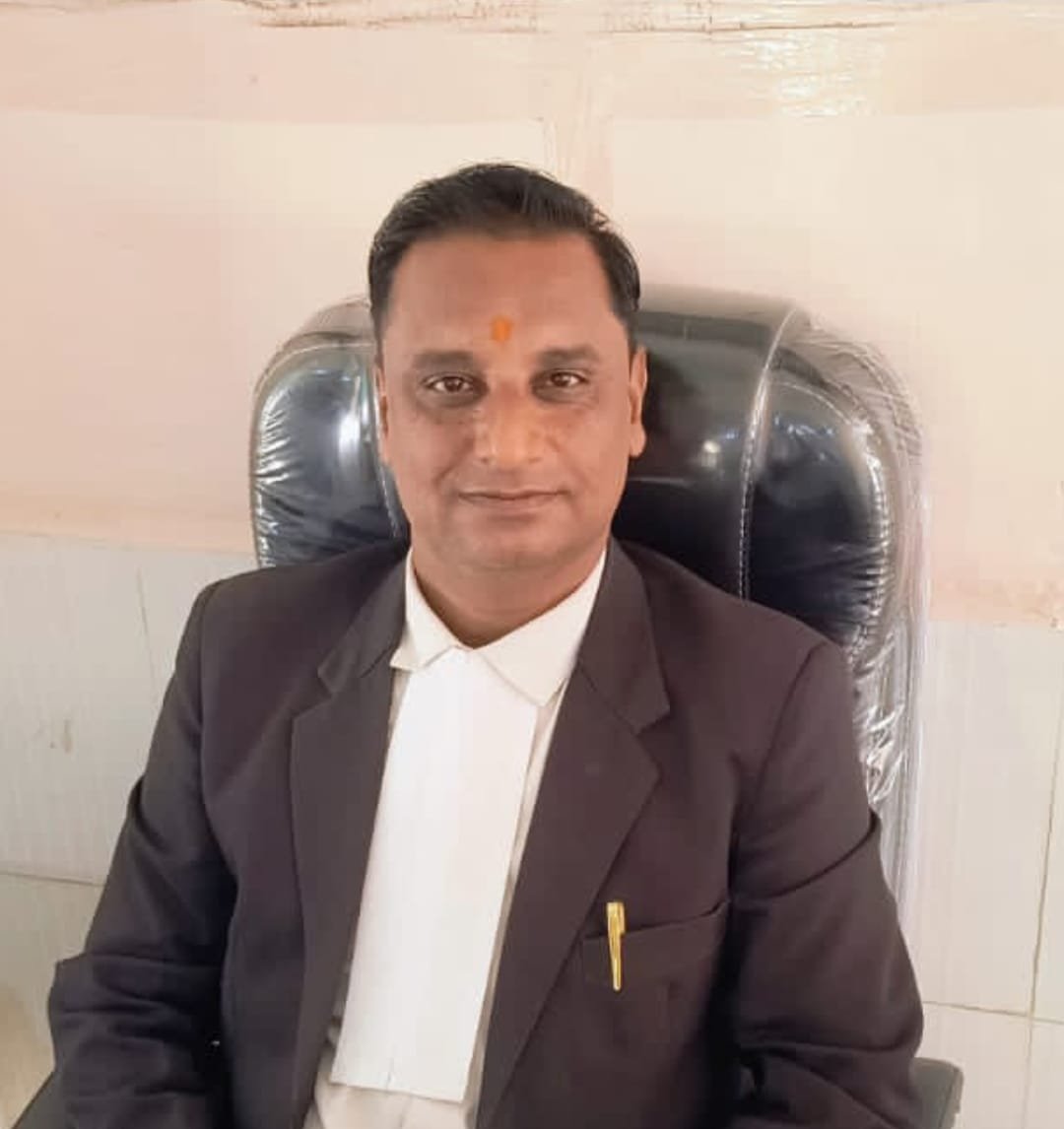 युवा शासकीय अभिभाषक भावसार भूपेंद्र जूनागढ़े को मिली सफ़लता | New India Times