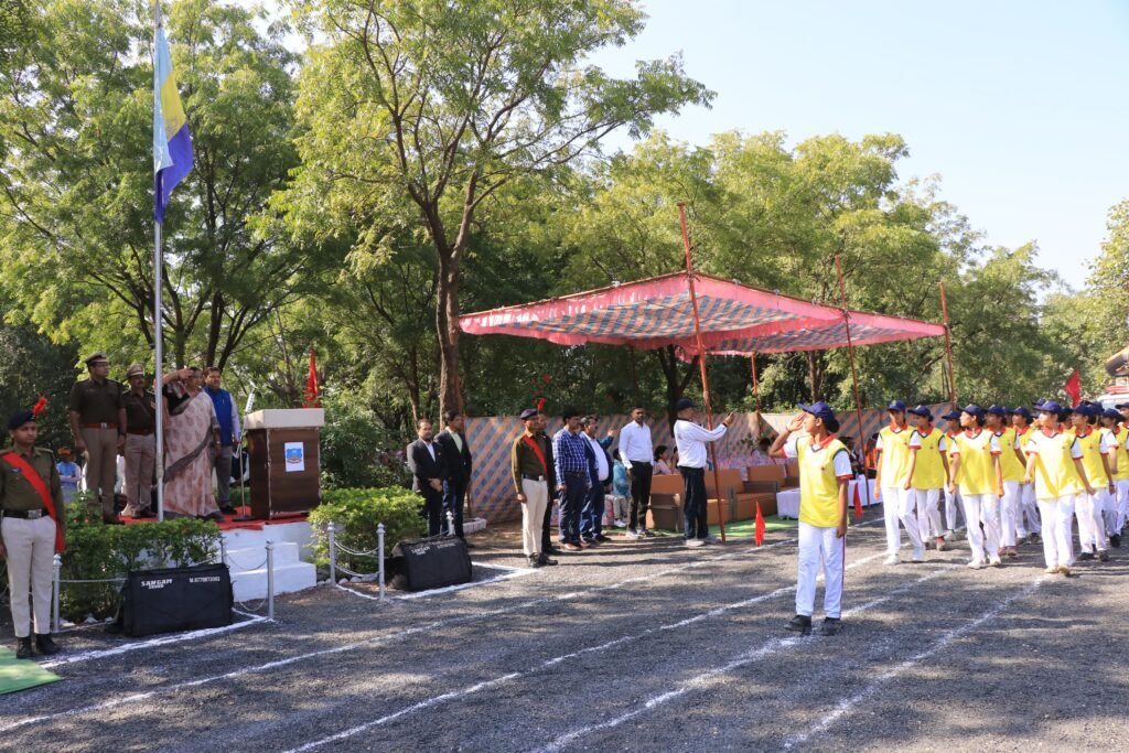 होमगार्ड तथा नागरिक सुरक्षा स्थापना दिवस पर जिला स्तरीय कार्यक्रम सम्पन्न 4 होमगार्ड तथा नागरिक सुरक्षा स्थापना दिवस पर जिला स्तरीय कार्यक्रम सम्पन्न | New India Times