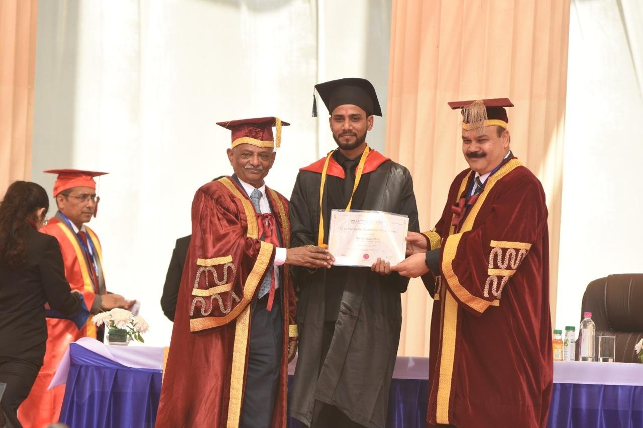 राहुल कसौधन ने रचा इतिहास, एलएलएम (क्रिमिनल लॉ) में मिला गोल्ड मेडल | New India Times