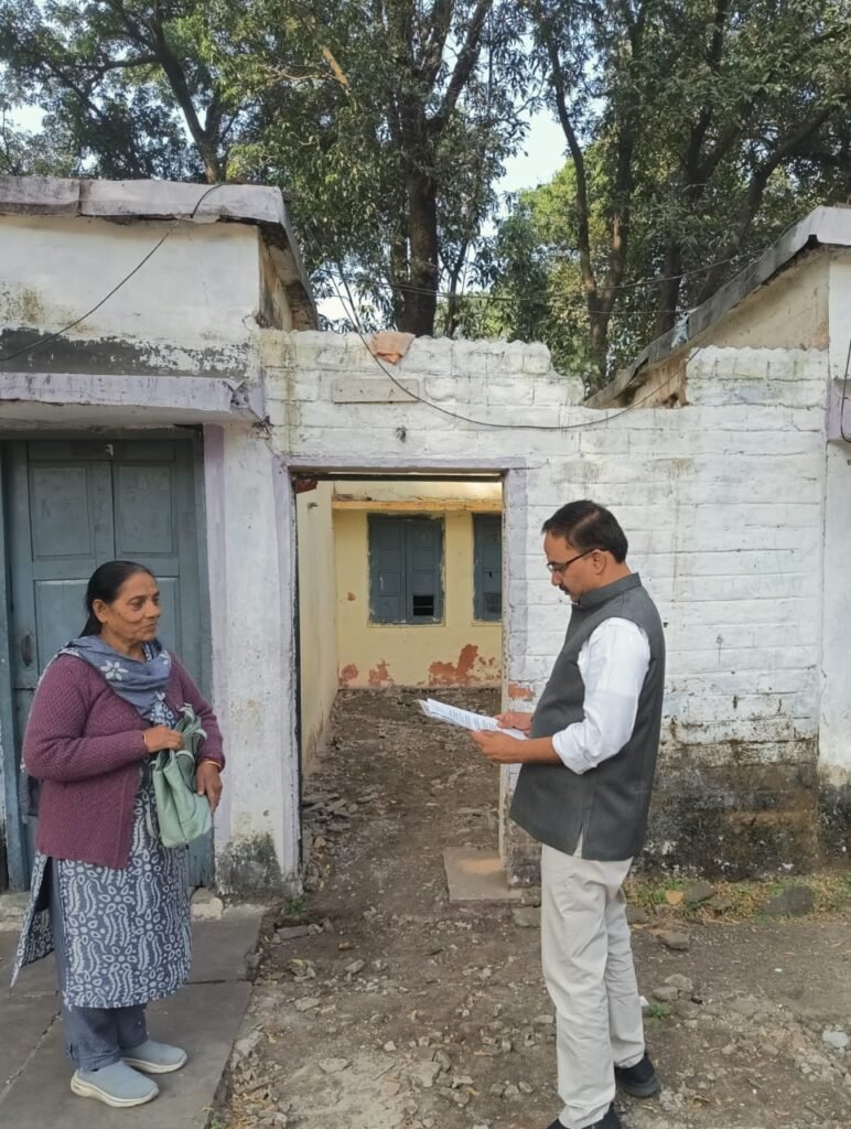 भोपाल में मतदाता सूची SIR कार्य की कलेक्टर कौशलेंद्र विक्रम सिंह ने की सख्त निगरानी, लापरवाही पर कार्रवाई | New India Times