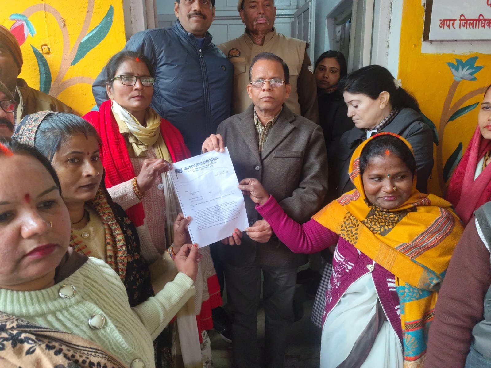 आशा वर्कर्स यूनियन (ऐक्टू) का ज़ोरदार प्रदर्शन, जिलाधिकारी कार्यालय का घेराव कर मुख्यमंत्री के नाम सौंपा ज्ञापन | New India Times