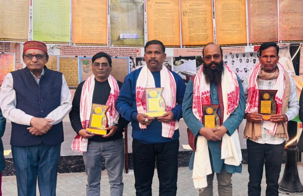 शहीद वॉल पर इतिहास ने ली सांस, काकोरी के अनकहे पन्नों से रू-बरू हुआ प्रयागराज 2 शहीद वॉल पर इतिहास ने ली सांस, काकोरी के अनकहे पन्नों से रू-बरू हुआ प्रयागराज | New India Times