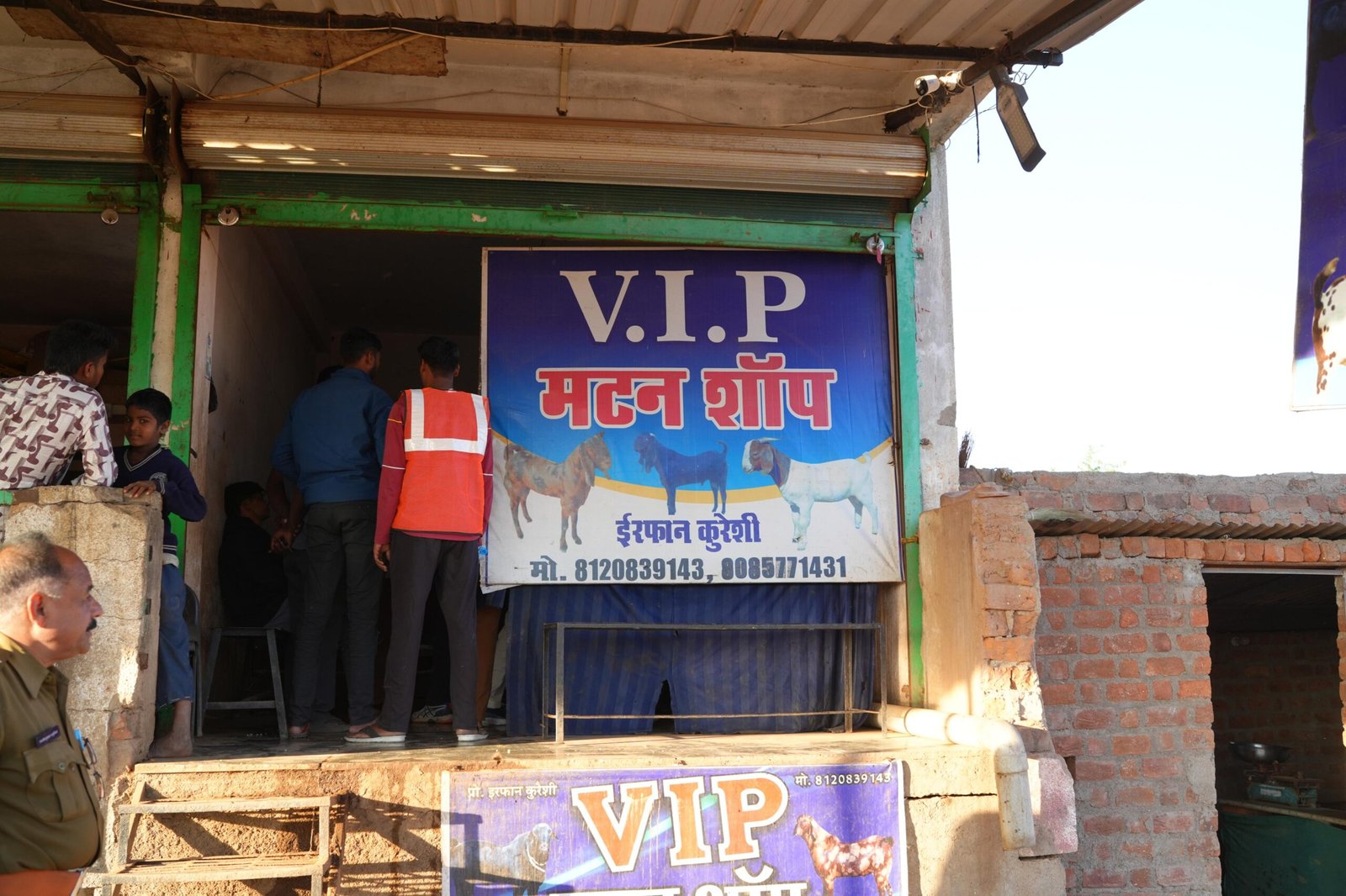 मेघनगर में मांस-मटन दुकानों का औचक निरीक्षण, बिना लाइसेंस व गंदगी पर कार्रवाई 1 मेघनगर में मांस-मटन दुकानों का औचक निरीक्षण, बिना लाइसेंस व गंदगी पर कार्रवाई | New India Times