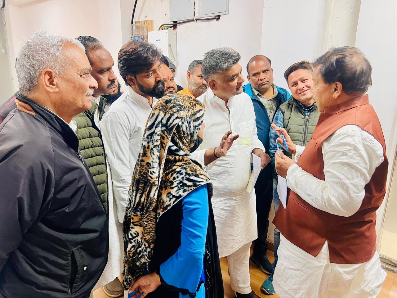 पिता की मौत के बाद बेटियों को बिजली विभाग ने भेजा ₹63,774 का बिल | New India Times