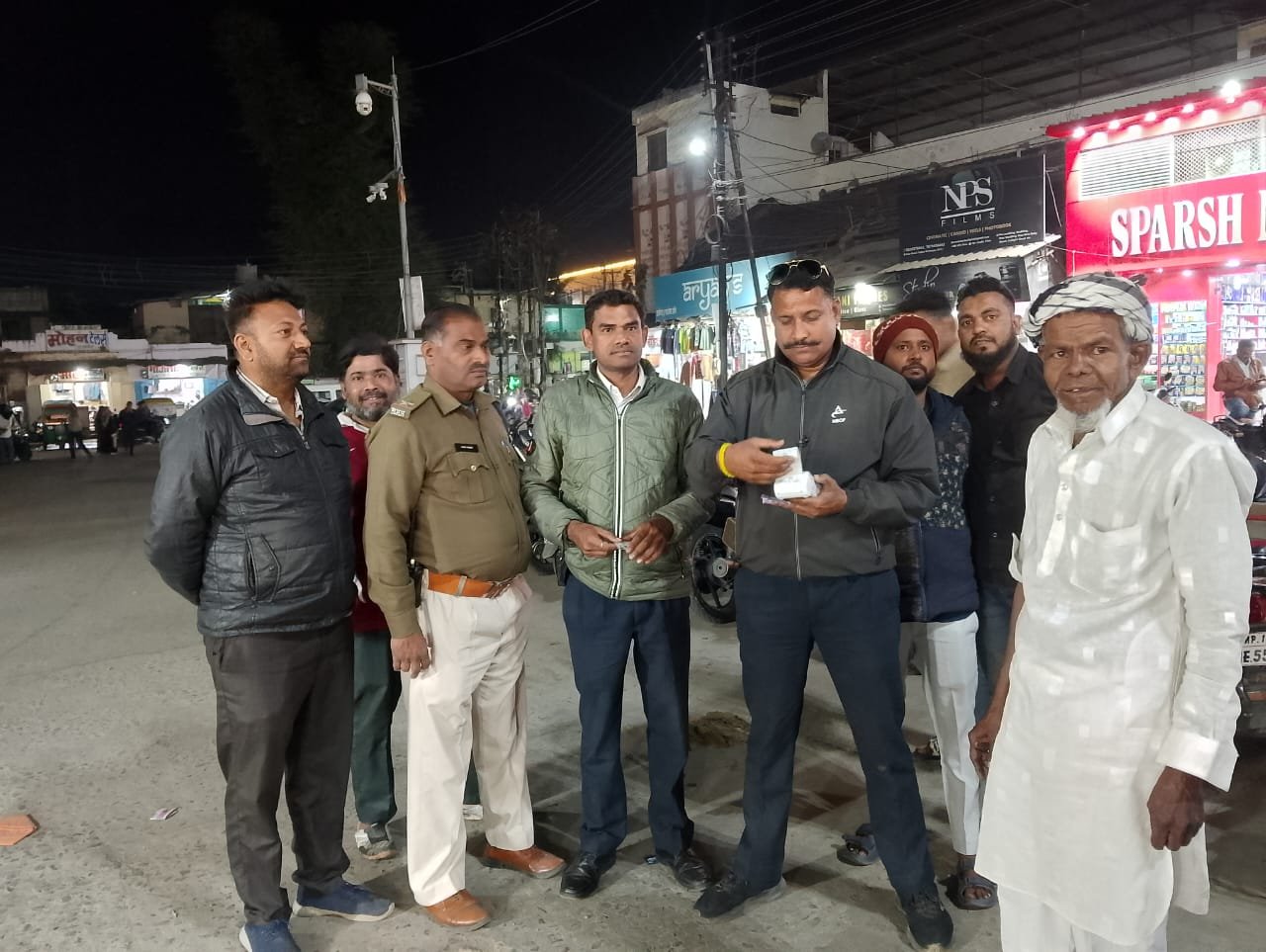 यातायात थाना प्रभारी द्वारा शहर के व्यस्ततम इलाकों में की गई चालानी कार्यवाही | New India Times