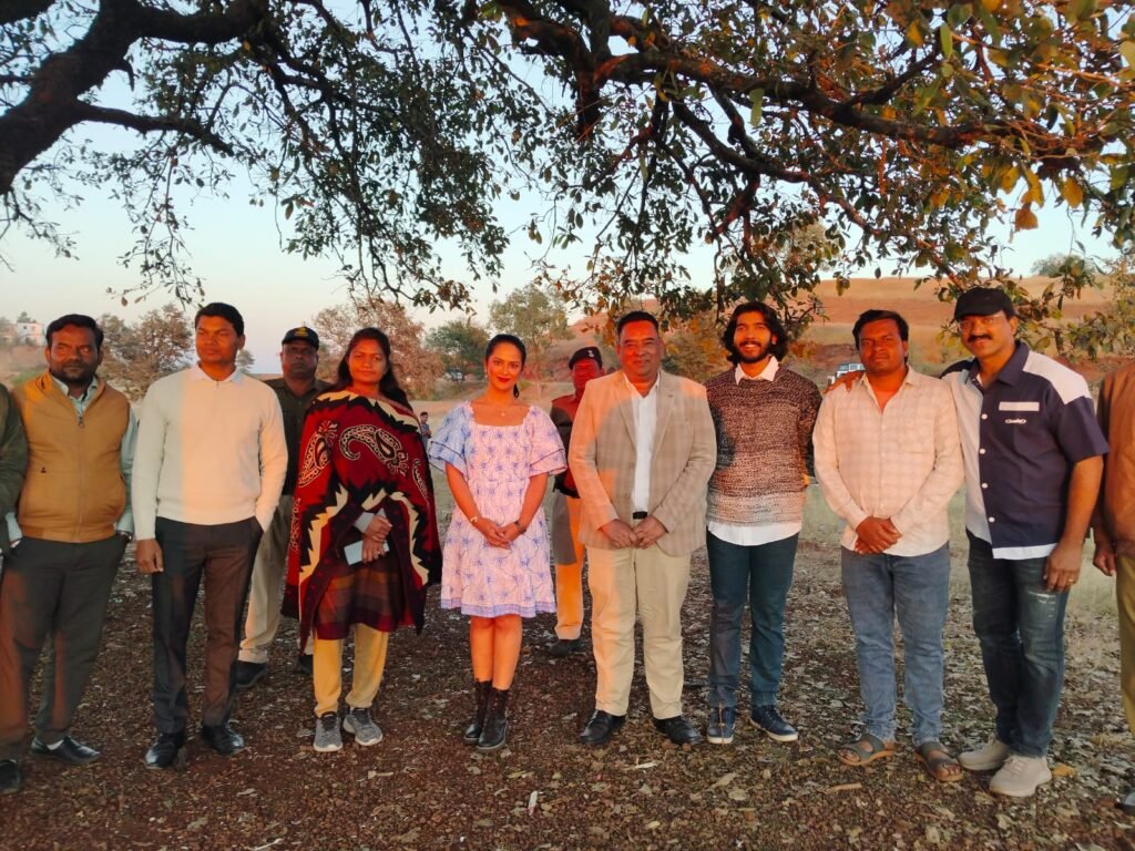 तीन तेलगू फिल्मों की शूटिंग से गुलजार हुआ तामिया-पातालकोट, स्थानीय युवाओं को मिला रोजगार | New India Times