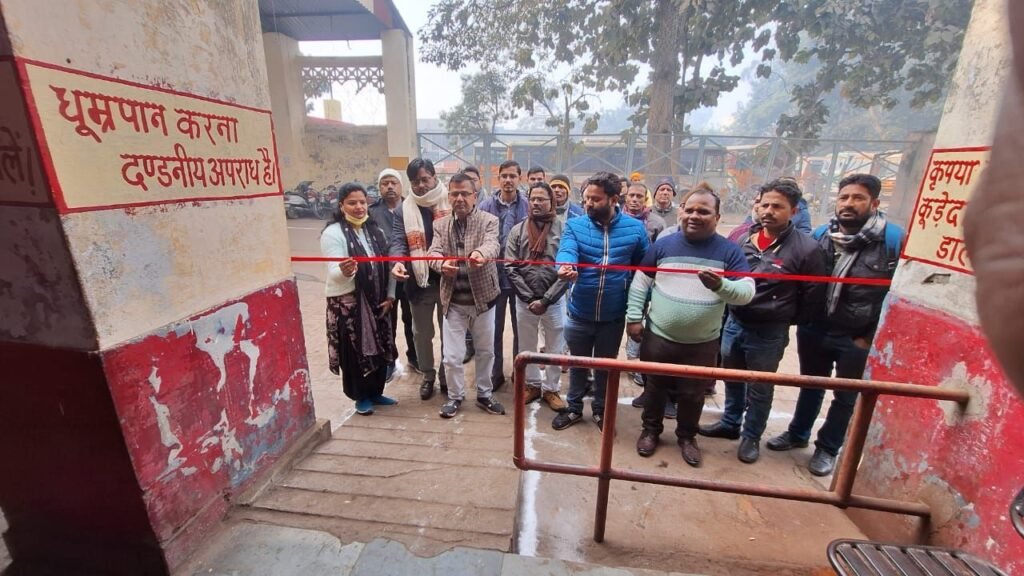 गोला डिपो में स्वास्थ्य जांच शिविर, 122 कर्मचारियों की हुई विभिन्न बीमारियों की स्क्रीनिंग | New India Times