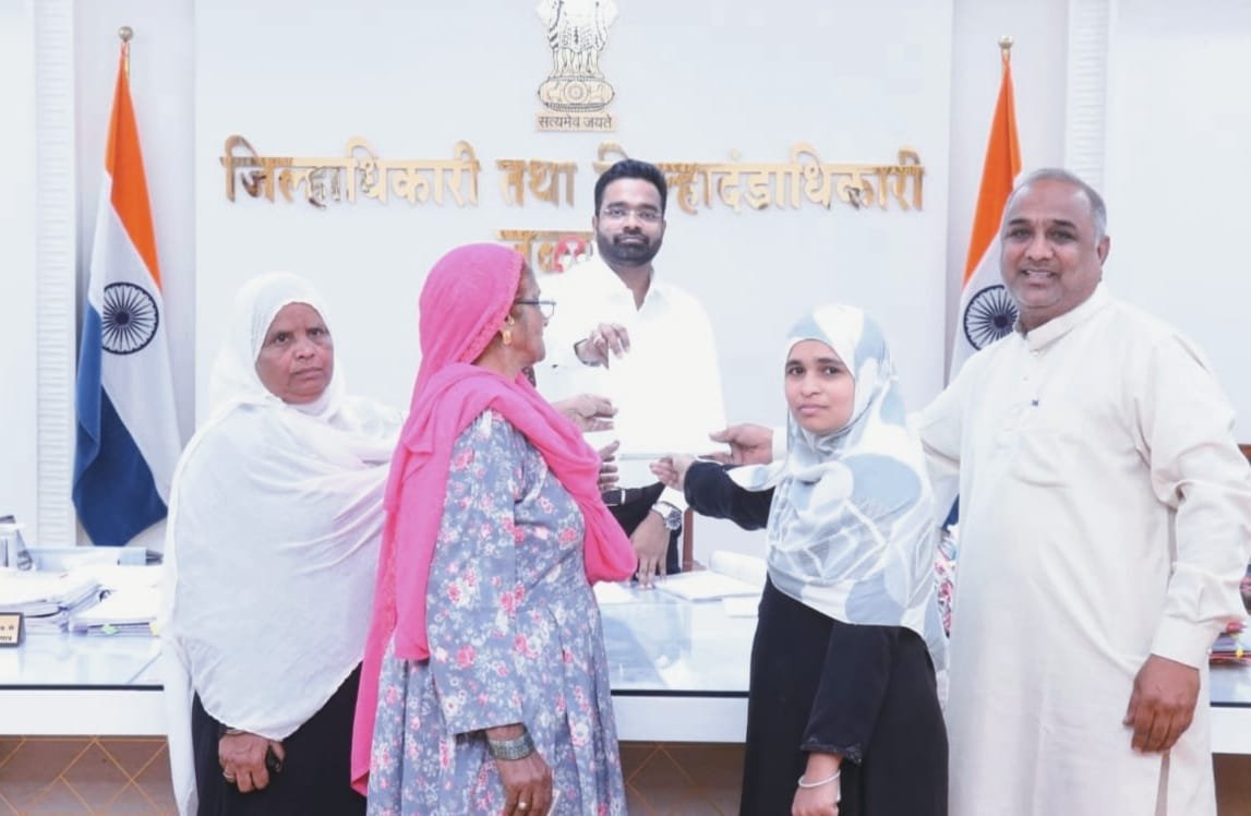 संघ मुख्यालय में हारते हारते जीती बीजेपी : बगावत के कारण महा"फ़जीहती" | New India Times