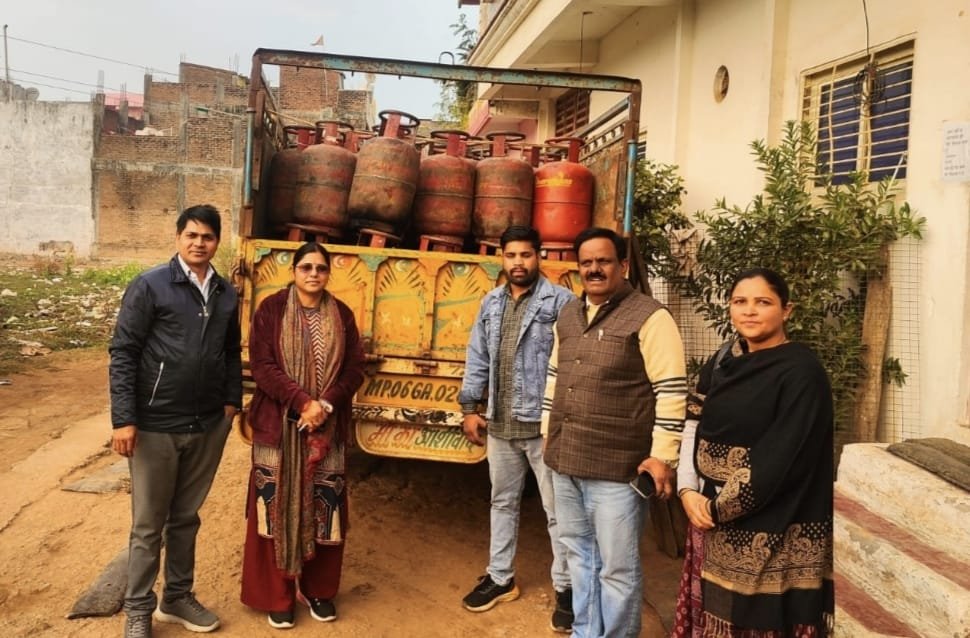 46 घरेलू गैस सिलेंडर जप्त, गैस एजेंसी पर प्रकरण दर्ज | New India Times