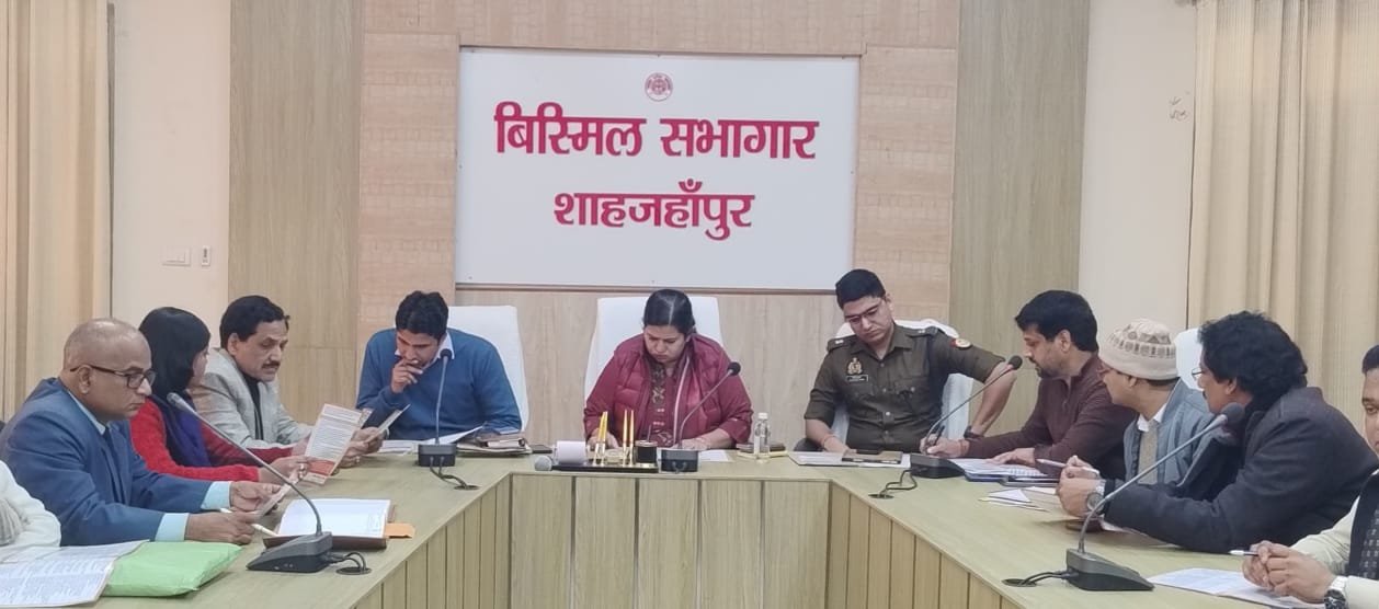 राष्ट्रीय पर्वों को पूर्ण निष्ठा, समर्पण और पूरे मनोयोग से मानना है: सीडीओ | New India Times
