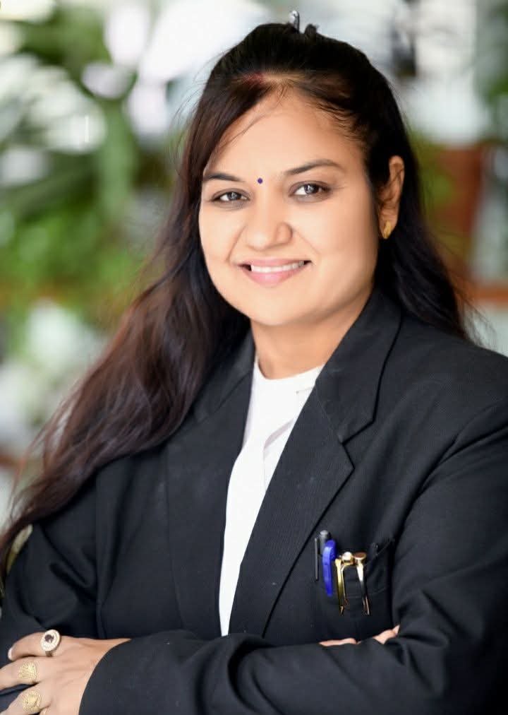 वरिष्ठ महिला अधिवक्ता दीपिका वैष्णव बनीं विधिक सलाहकार विभाग की प्रदेश संयोजक | New India Times