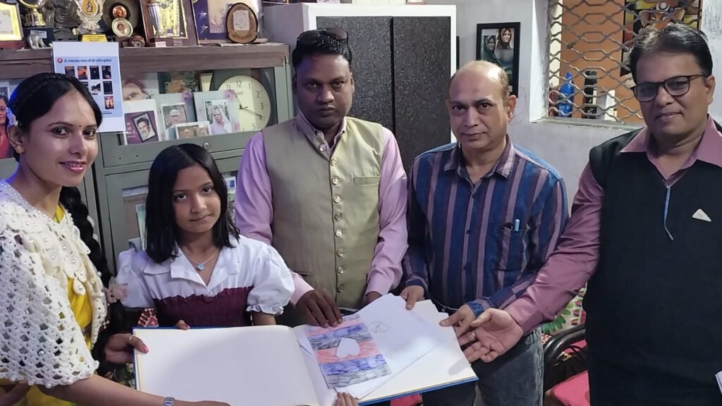 उषा राज साहित्य अकादमी में डॉ. रामशंकर चंचल की दो अद्भुत साहित्यिक कृतियों का हुआ विमोचन | New India Times