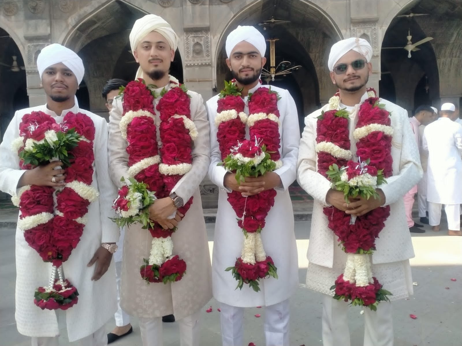 बुरहानपुर के शायर व अदब नवाज़ शख्शियत इक़बाल क़ौसैन के परिवार में हर्षोल्लास से संपन्न हुआ निकाह समारोह 1 बुरहानपुर के शायर व अदब नवाज़ शख्शियत इक़बाल क़ौसैन के परिवार में हर्षोल्लास से संपन्न हुआ निकाह समारोह | New India Times