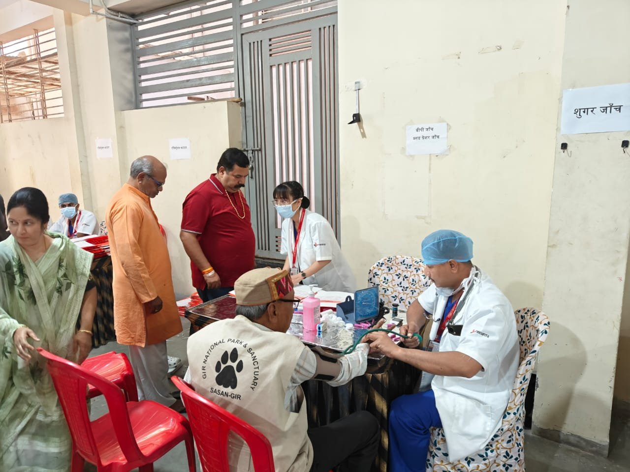 झाबुआ युवा व्यापारी एसोसिएशन का निःशुल्क स्वास्थ्य शिविर सफल, 300 से अधिक लोगों ने लिया लाभ | New India Times