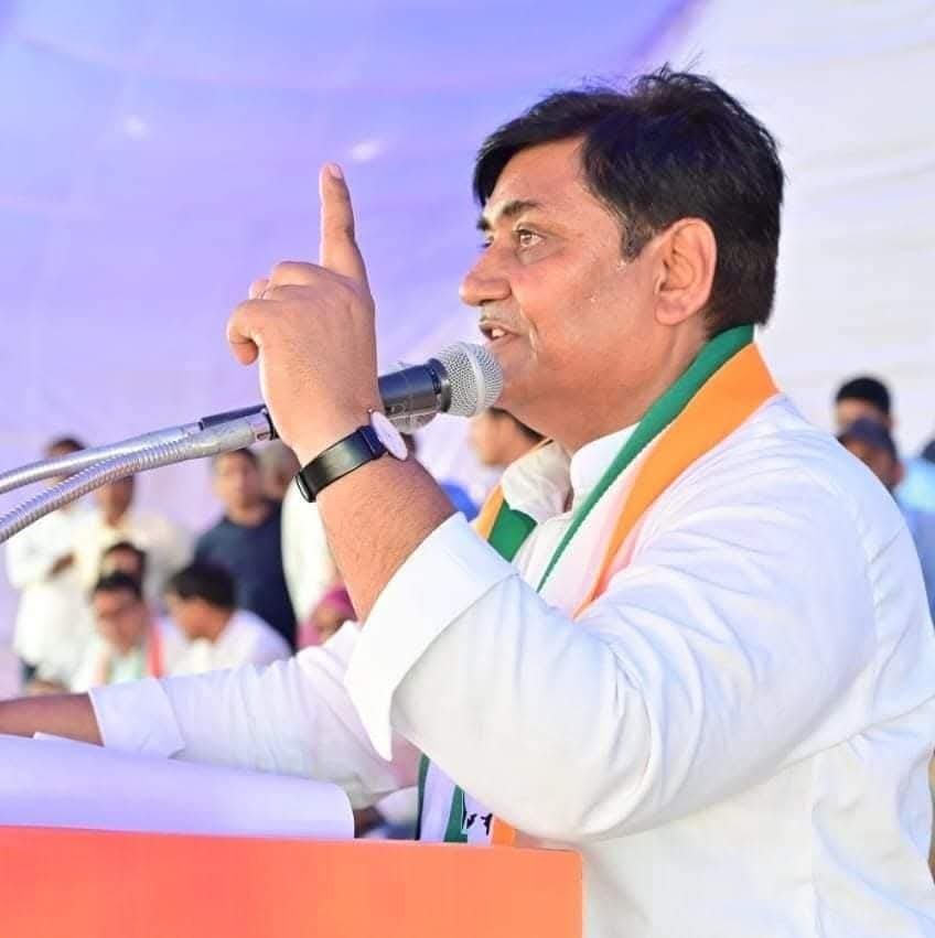 सीकर जिला में पंचायत व स्थानीय निकाय चुनावों से पहले बदले सियासी समीकरण, परिसीमन व SIR से बढ़ी दलों की बेचैनी | New India Times