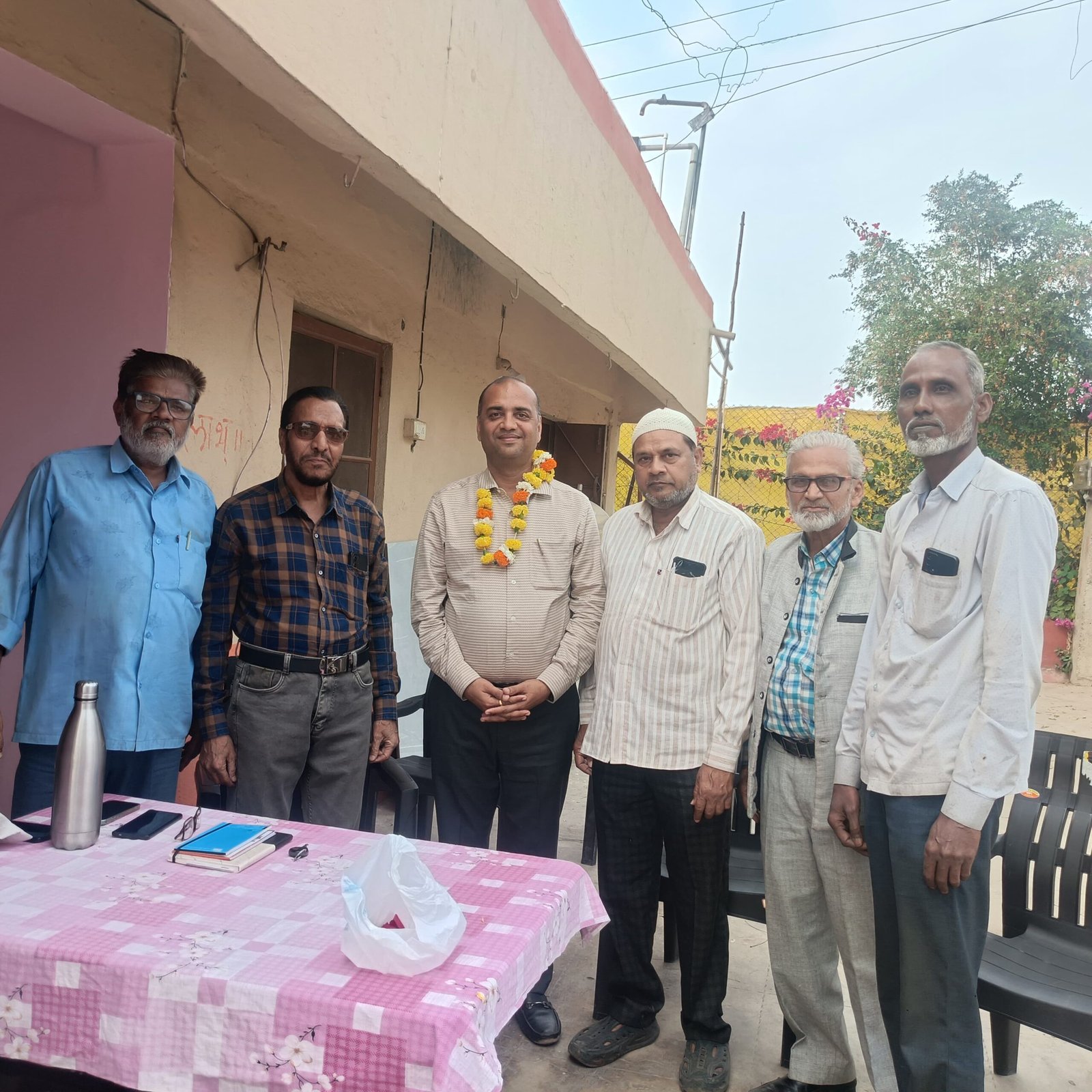 सामाजिक संस्थाओं के प्रतिनिधियों ने रेड क्रॉस सोसाइटी के चेयरमैन सुमित बोरले का किया स्वागत | New India Times