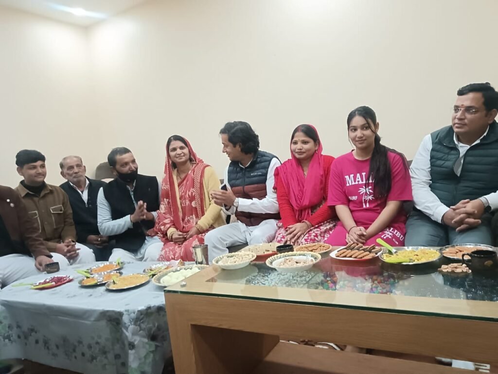 गणतंत्र दिवस पर जिला कांग्रेस अध्यक्ष जयवर्धन सिंह ने मंडल अध्यक्ष राकेश शिवहरे से की मुलाकात | New India Times