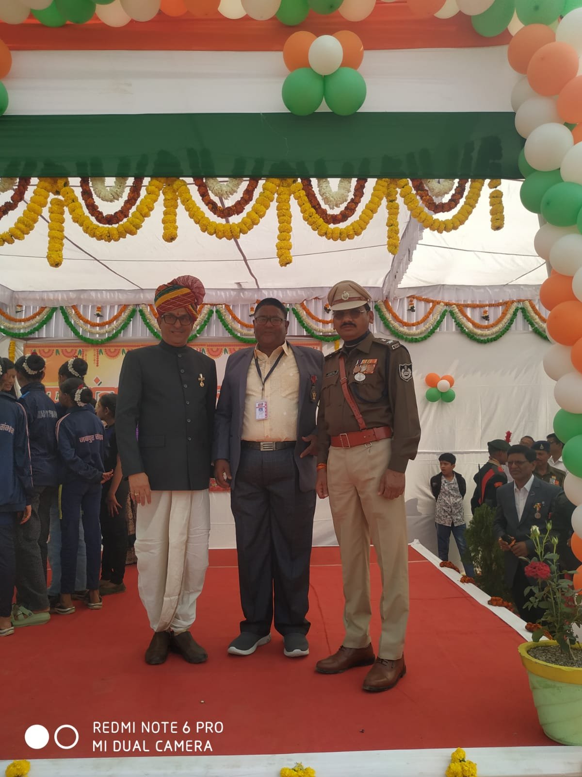 निःस्वार्थ साहस और सेवा का प्रतीक अनिल सांबारे को मिला "जीवन रक्षा पदक" 1 निःस्वार्थ साहस और सेवा का प्रतीक अनिल सांबारे को मिला "जीवन रक्षा पदक" | New India Times