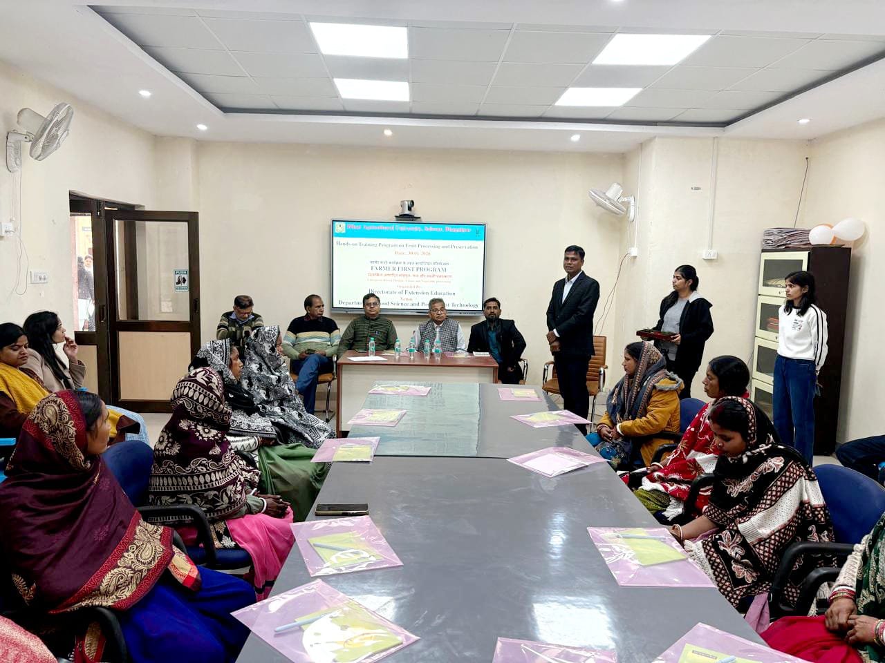 बिहार कृषि विश्वविद्यालय में फल प्रसंस्करण एवं संरक्षण पर महिला किसानों का तीन दिवसीय प्रशिक्षण शुरू | New India Times