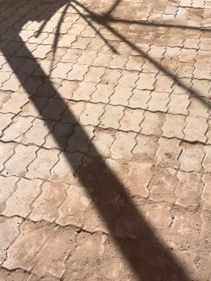 वार्ड क्रमांक 9 में घटिया चेकरस निर्माण पर आक्रोश, सीएमओ ने ठेकेदार को दिए सुधार के निर्देश | New India Times