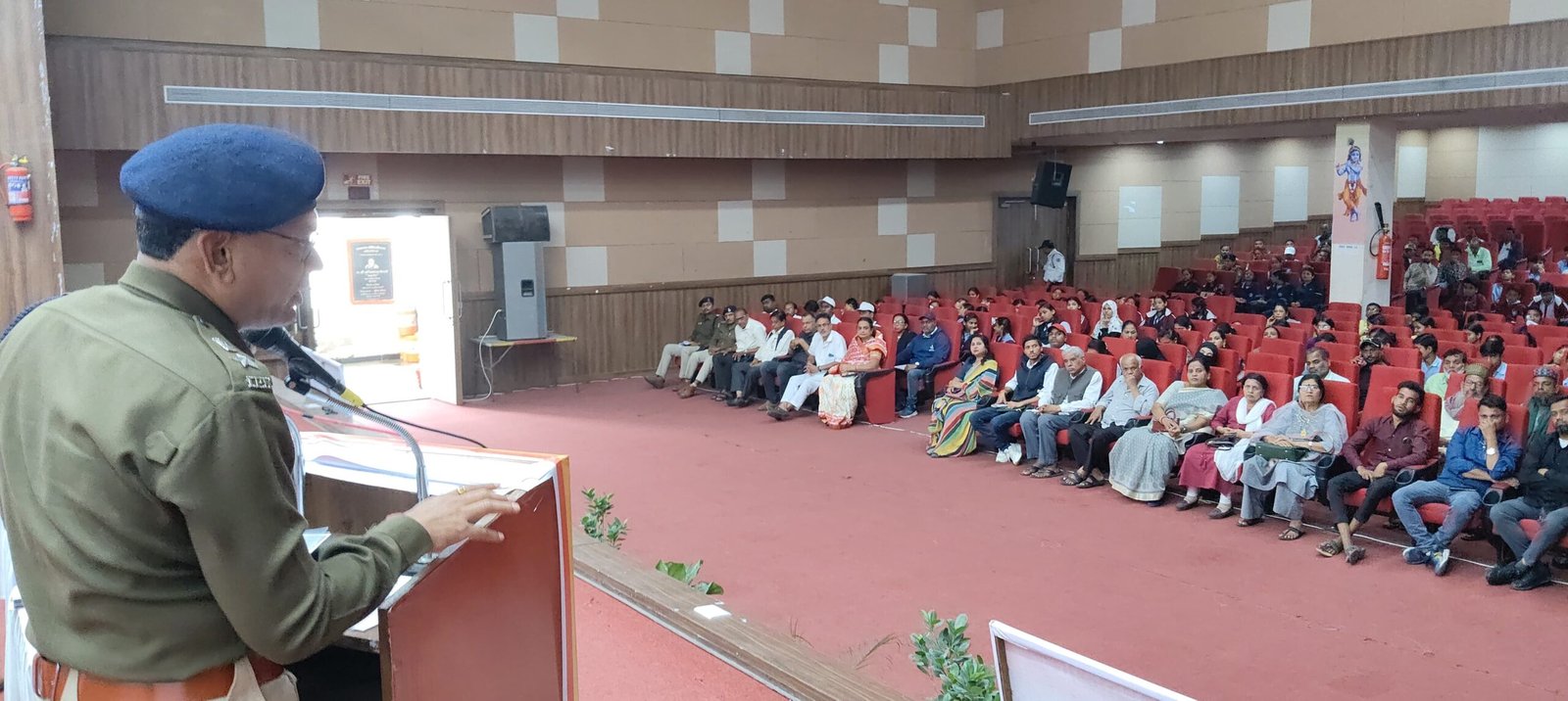 बुरहानपुर पुलिस के राष्ट्रीय सड़क सुरक्षा माह का भव्य समापन, नियमों के पालन का दिया संदेश 1 बुरहानपुर पुलिस के राष्ट्रीय सड़क सुरक्षा माह का भव्य समापन, नियमों के पालन का दिया संदेश | New India Times