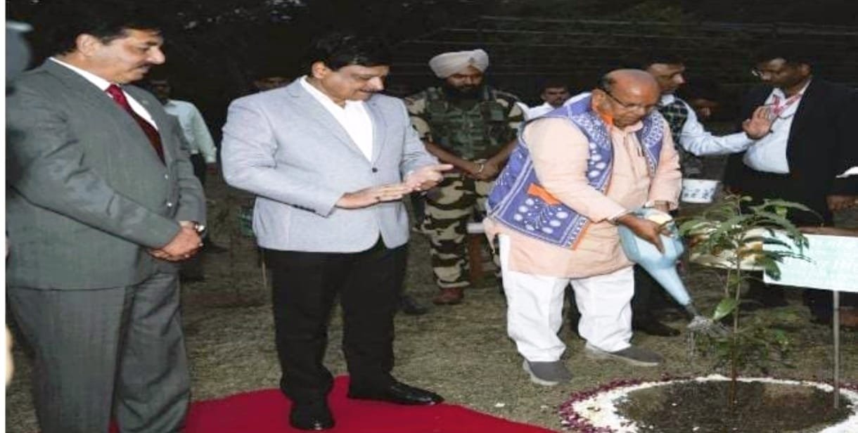 एनएफएल विजयपुर में राष्ट्रीय एससी-एसटी आयोग अध्यक्ष का दौरा, परियोजना समीक्षा बैठक आयोजित | New India Times