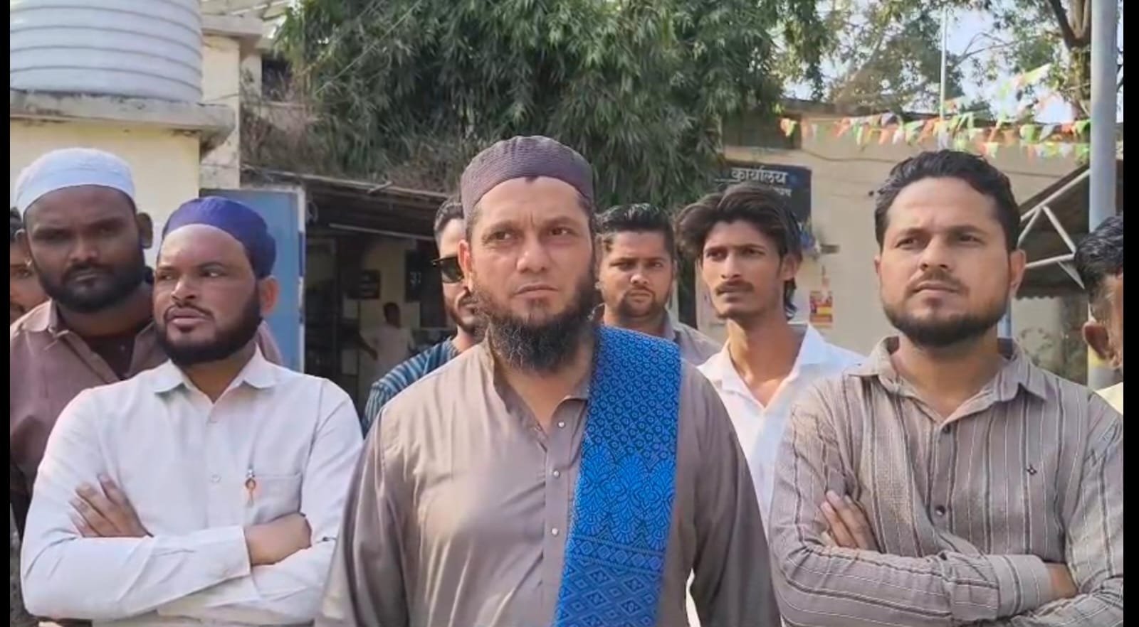 रमजान में निर्बाध बिजली आपूर्ति की मांग को लेकर एमआईएम ने बिजली विभाग को दिया ज्ञापन | New India Times