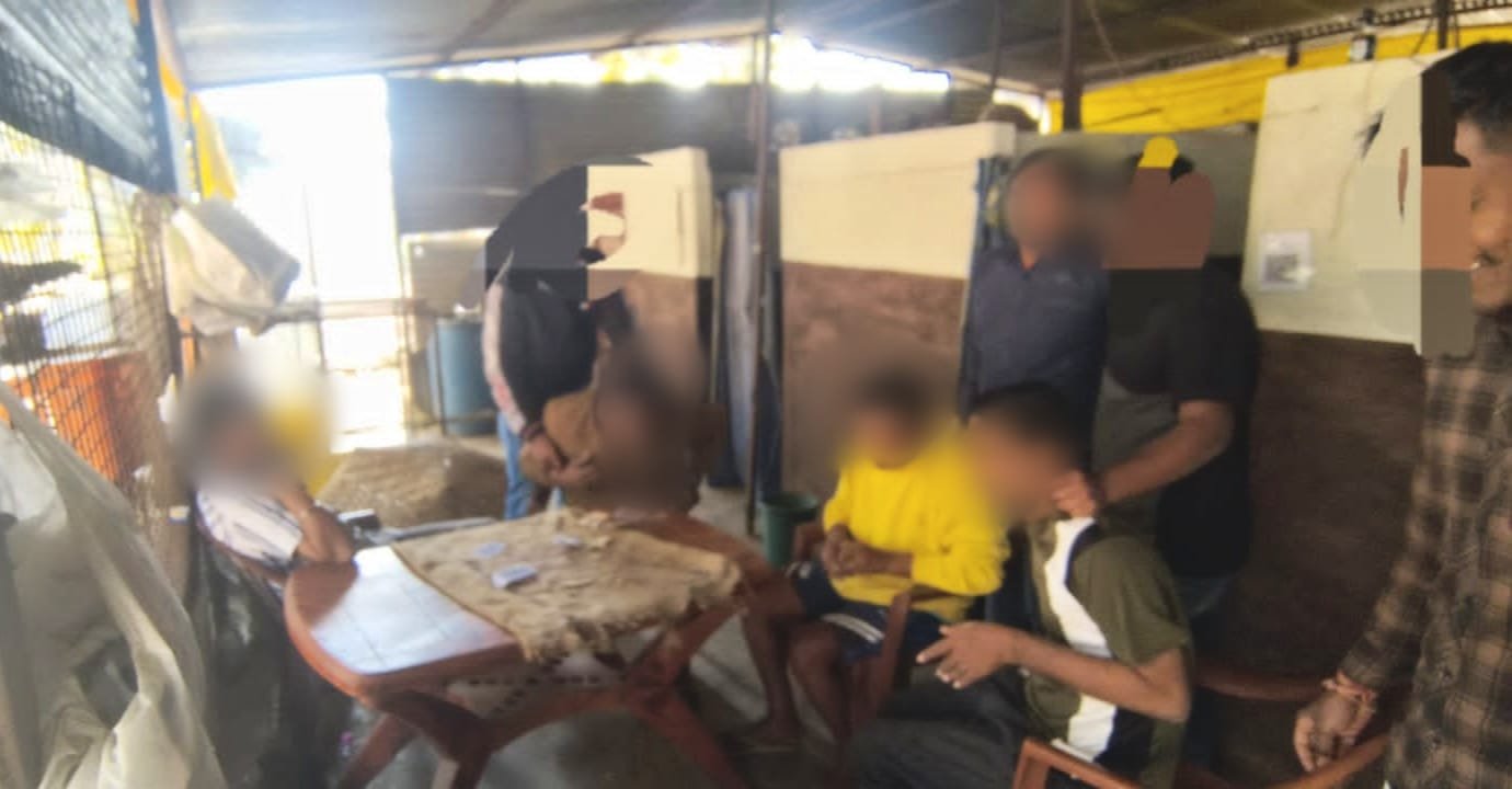 दमुआ में अवैध जुए का पर्दाफाश, 5 लोग पुलिस के हत्थे चढ़े | New India Times