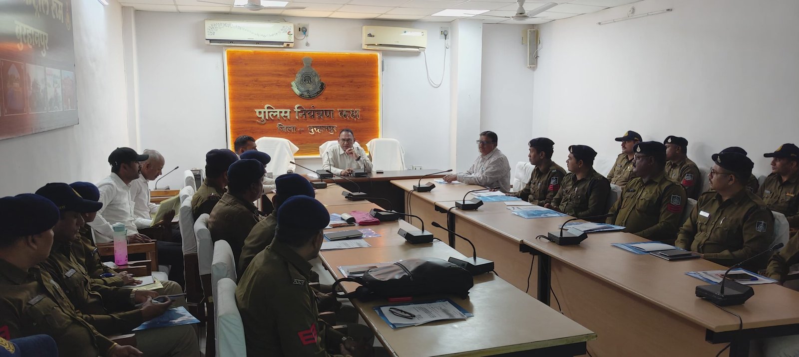 बुरहानपुर में m-Passport Police App पर प्रशिक्षण कार्यशाला आयोजित, पासपोर्ट सत्यापन प्रक्रिया को पारदर्शी और तेज बनाने के निर्देश | New India Times