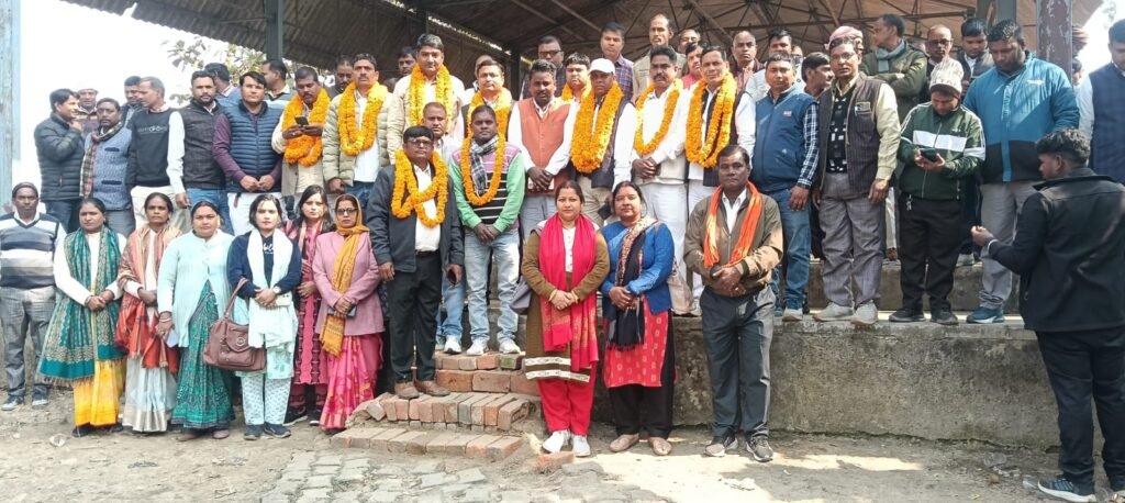 गोरखपुर में पंचायती राज ग्रामीण सफाई कर्मचारी संघ का द्विवार्षिक चुनाव सम्पन्न, रमेश कुमार भारती तीसरी बार बने जिला अध्यक्ष | New India Times