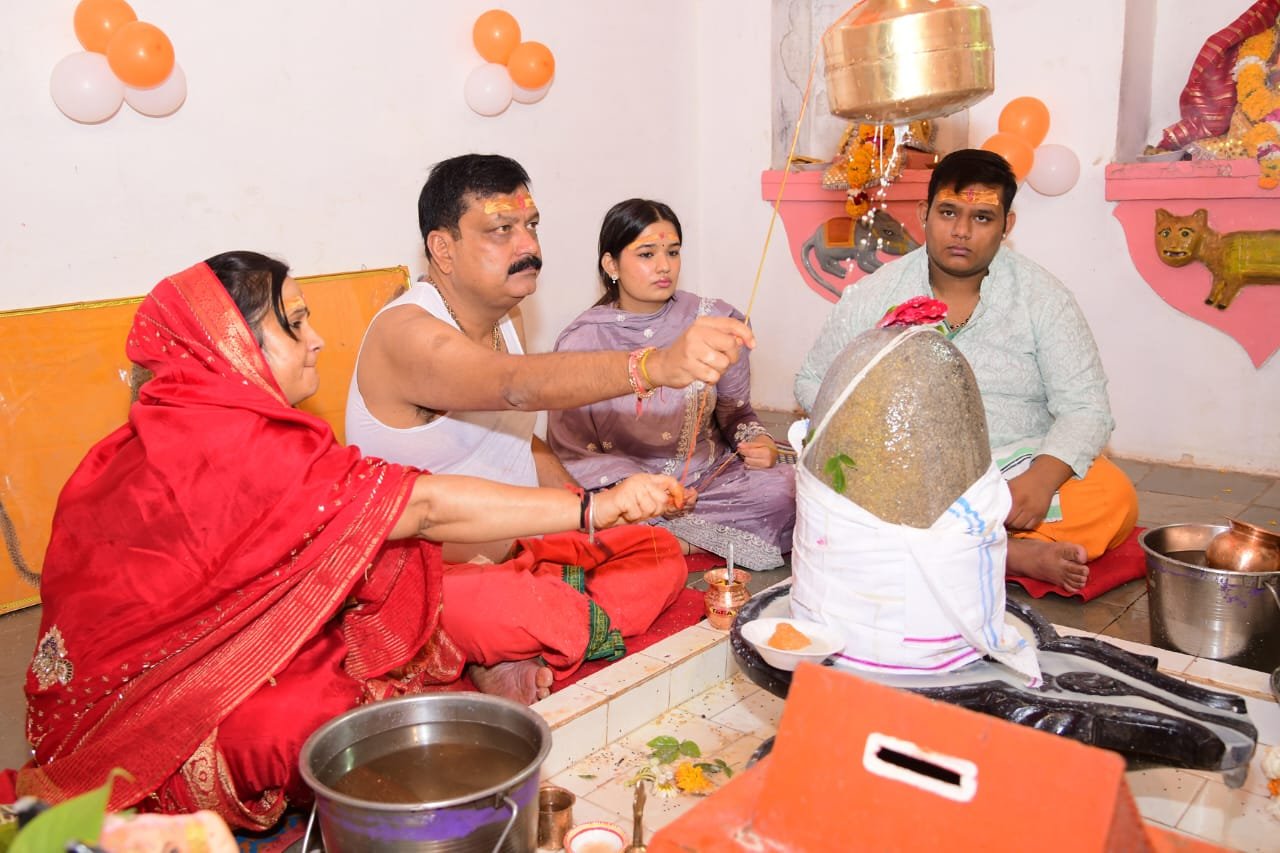 मेघनगर में महाशिवरात्रि की भव्य तैयारियाँ, दूधेश्वर महादेव मंदिर में होंगे विशेष आयोजन | New India Times