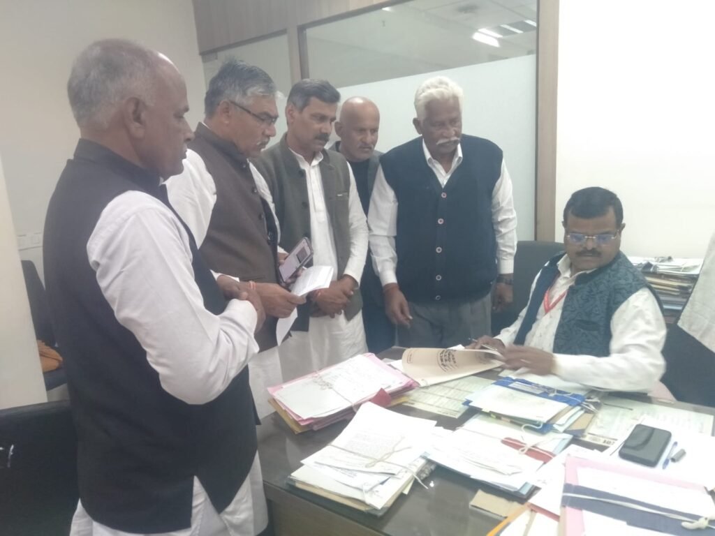 मिशन रीवा संयुक्त संघर्ष समिति ने 6 ग्राम पंचायतों को रीवा जिले में शामिल करने की मांग को लेकर मुख्यमंत्री और पुनर्गठन आयोग को सौंपा ज्ञापन | New India Times