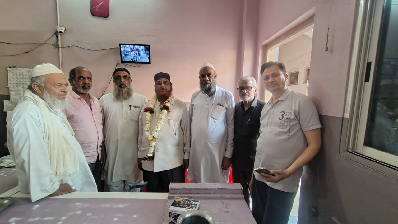 छठवीं बार जिला हज प्रभारी बने एडवोकेट फरीद अहमद, हज वॉलिंटियर्स ने किया स्वागत और सम्मान | New India Times