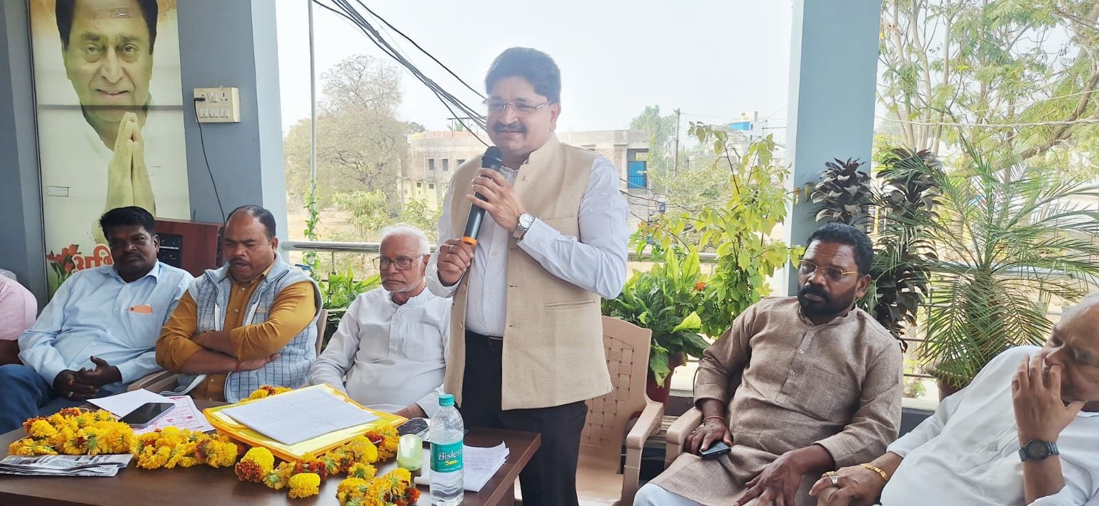 पांढुरना में कांग्रेस की संगठनात्मक बैठक, बूथ स्तर तक मजबूती पर जोर | New India Times