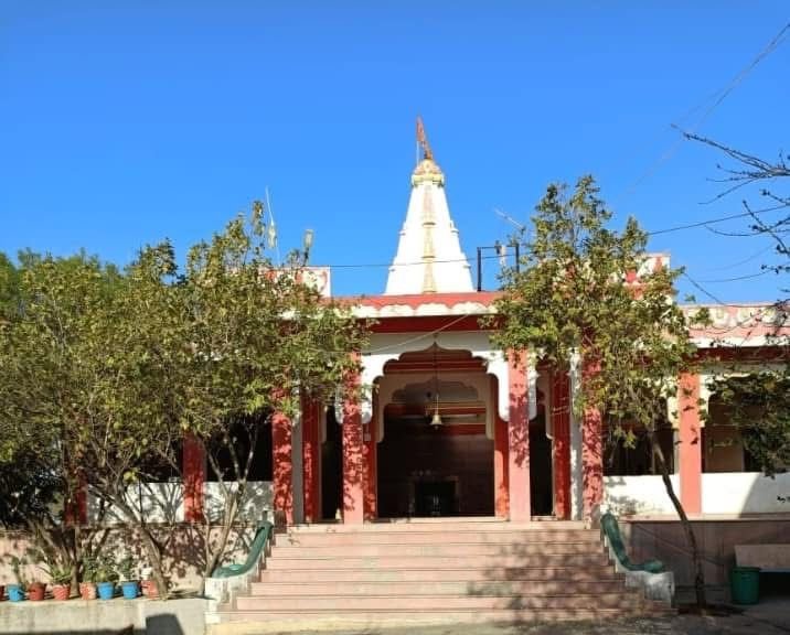 महाशिवरात्रि पर दूधेश्वर महादेव मंदिर में उमड़ा आस्था का जनसैलाब, हर-हर महादेव के जयघोष से गूंजा क्षेत्र | New India Times