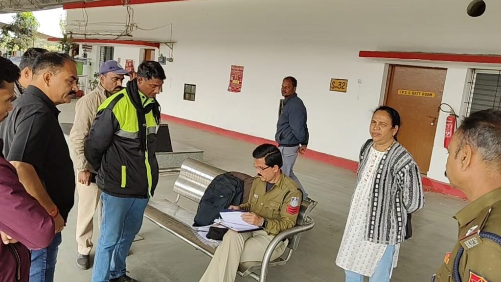 जुन्नारदेव रेलवे स्टेशन पर दर्दनाक हादसा: पटरी पार करते युवक की मालगाड़ी से कटकर मौत, शव दो हिस्सों में बंटा | New India Times