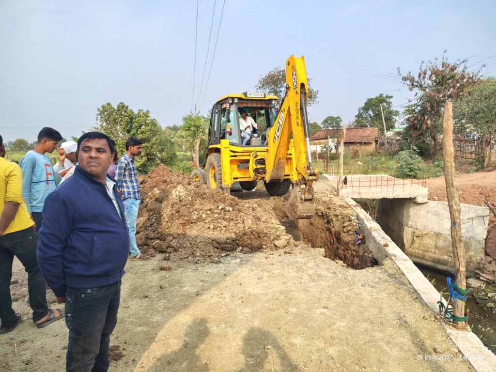 खकरिया ग्राम पंचायत में नाले पर अतिक्रमण का मामला, शिकायतकर्ता महिला पर भी आधा एकड़ भूमि कब्जे का आरोप, कार्रवाई पर उठे सवाल | New India Times