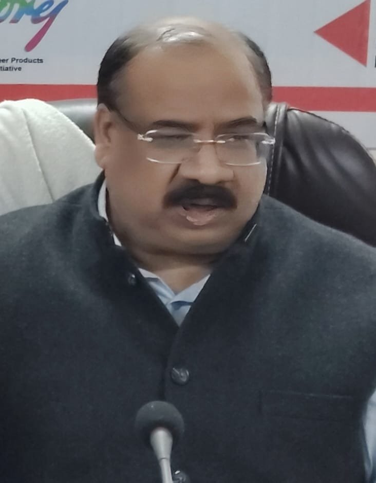 70 वर्ष से अधिक आयु के वरिष्ठ नागरिकों से आयुष्मान गोल्डन कार्ड बनवाने की अपील 1 70 वर्ष से अधिक आयु के वरिष्ठ नागरिकों से आयुष्मान गोल्डन कार्ड बनवाने की अपील | New India Times