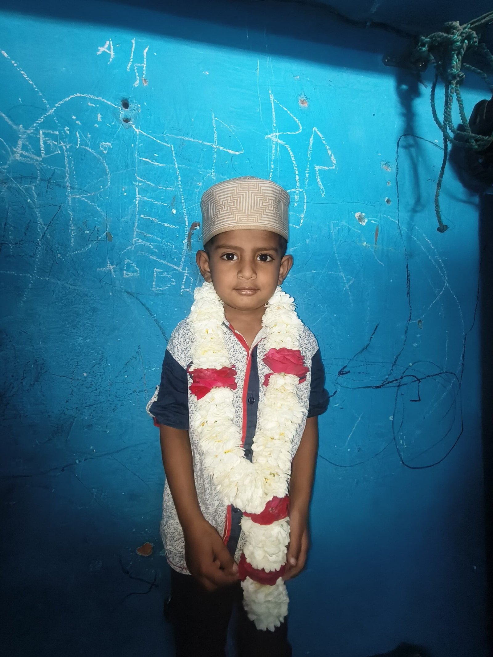 रमज़ान के मुक़द्दस महीने में मासूम बच्चों ने रखा रोज़ा, इबादत में दिखा उत्साह | New India Times