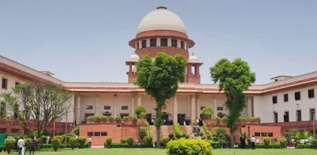 “यादव जी की लव स्टोरी” पर रोक की मांग खारिज: सुप्रीम कोर्ट ने अभिव्यक्ति की स्वतंत्रता को बताया लोकतंत्र की आधारशिला 1 “यादव जी की लव स्टोरी” पर रोक की मांग खारिज: सुप्रीम कोर्ट ने अभिव्यक्ति की स्वतंत्रता को बताया लोकतंत्र की आधारशिला | New India Times