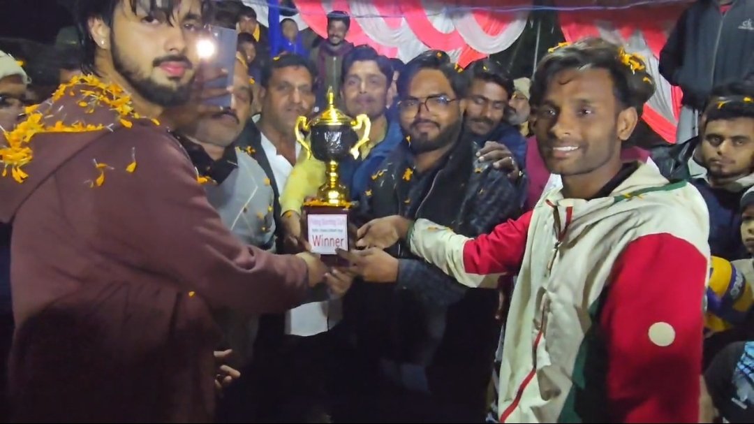 यंग स्पोर्टिंग क्लब बढ़या द्वारा डे-नाइट वालीबाल टूर्नामेंट सम्पन्न, जमोहना ने गोण्डा को हराकर जीता खिताब | New India Times
