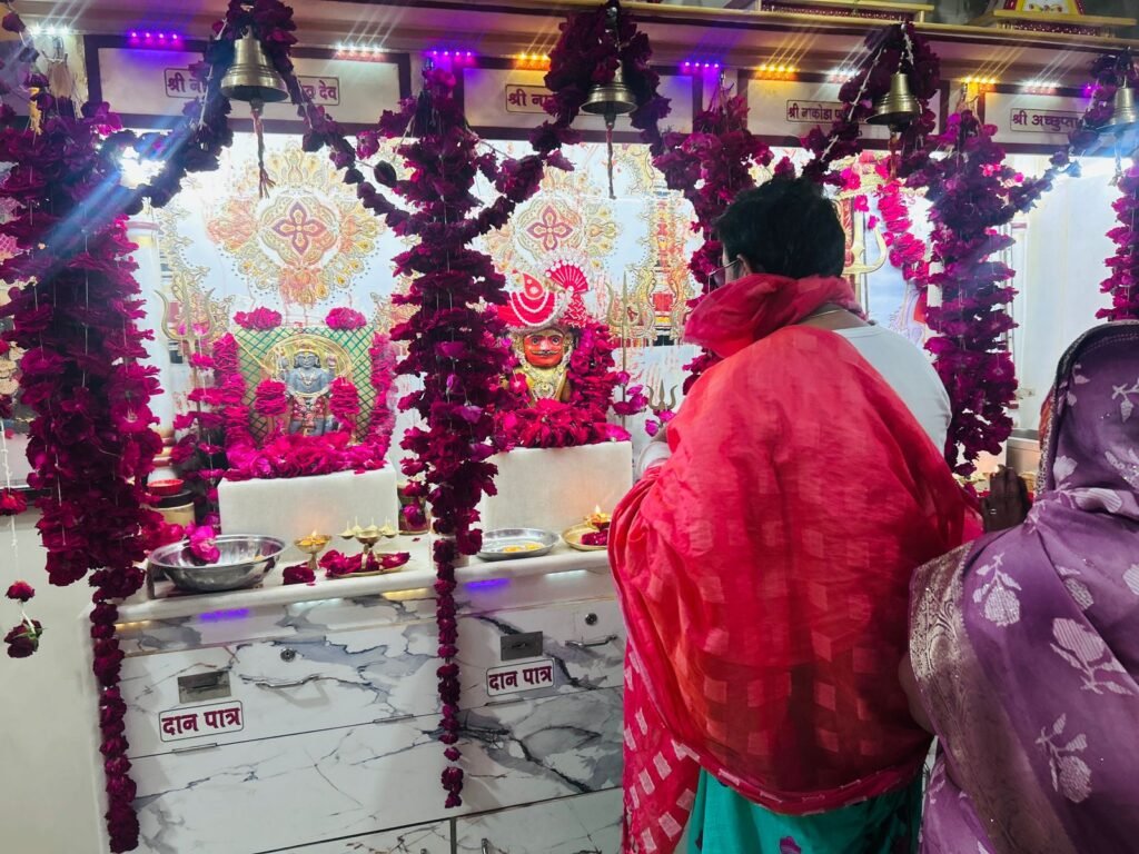 श्री नाकोड़ा पार्श्व भैरव पूर्णिमा महोत्सव श्रद्धा और भक्ति के साथ संपन्न, महाआरती में उमड़ा जनसैलाब 2 श्री नाकोड़ा पार्श्व भैरव पूर्णिमा महोत्सव श्रद्धा और भक्ति के साथ संपन्न, महाआरती में उमड़ा जनसैलाब | New India Times