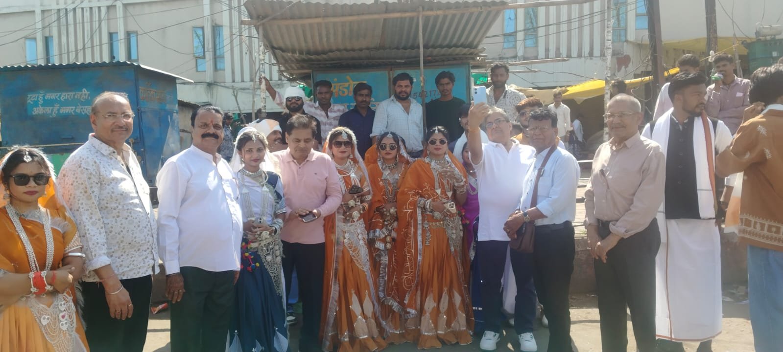 झाबुआ के भगोरिया हाट में उमड़ा जनसैलाब, पारंपरिक रंग में रंगा आदिवासी अंचल 1 झाबुआ के भगोरिया हाट में उमड़ा जनसैलाब, पारंपरिक रंग में रंगा आदिवासी अंचल | New India Times