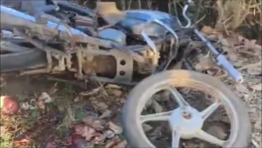 खारी में तेज रफ्तार ट्रैक्टर ने बाइक सवार दो दोस्तों को मारी टक्कर, एक की मौत, एक गंभीर घायल | New India Times