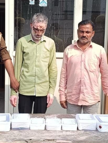 ऑनलाइन ठगी करने वाले गिरोह को बैंक खाते उपलब्ध कराने वाला जन सेवा केंद्र संचालक साथी सहित गिरफ्तार | New India Times