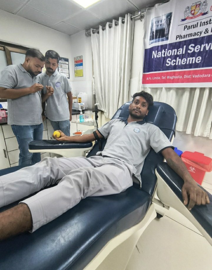 आकस्मिक रक्तदान समिति के पांच युवाओं ने किया महादान, जरूरतमंद मरीजों के लिए रक्तदान कर पेश की मिसाल | New India Times