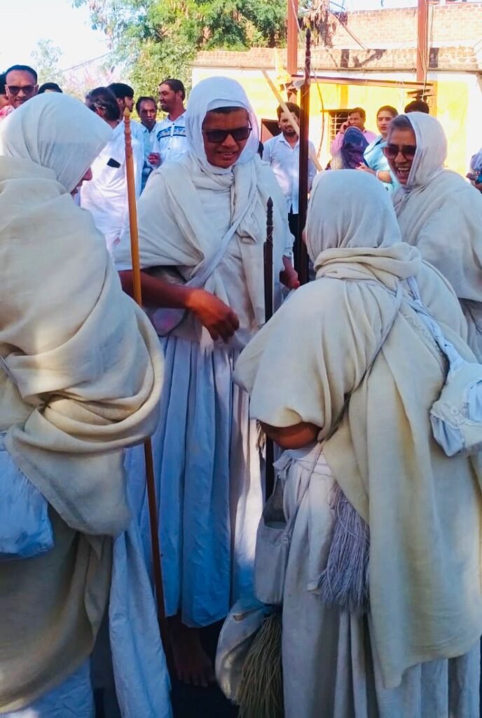 भक्ति में डूबा झकनावदा, श्री आदिनाथ जन्म कल्याणक एवं दीक्षा महोत्सव धूमधाम से मनाया गया | New India Times