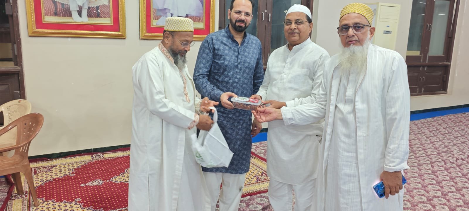 बोहरा जमात खाना, बुरहानपुर में दावते इफ़्तार का आयोजन, बोहरा समाज ने मेहमाननवाज़ी और भाईचारे की पेश की मिसाल: अलहाज सैयद फ़रीद सेठ | New India Times