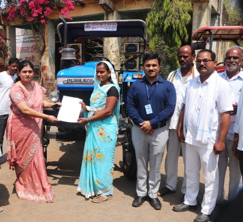 महा-राजस्व से हो रहे जनता के काम : कानून व्यवस्था के लिए भी चले कोई अभियान 3 महा-राजस्व से हो रहे जनता के काम : कानून व्यवस्था के लिए भी चले कोई अभियान | New India Times